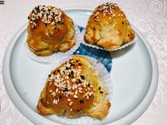 秘制叉烧酥-维园悦谱·海派家常菜(乌鲁木齐南路店)