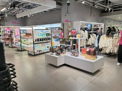 -唯品会(北京国瑞城店)