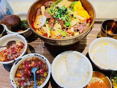 -成都你六姐·牛肉冒菜(城市集市合生汇店)