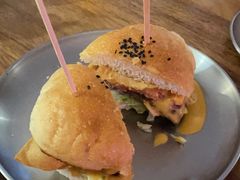 -Burger Bar 山沐西餐吧(钟村店)