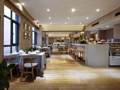 餐饮-西安大雁塔科技大学地铁站亚朵酒店