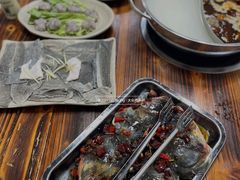 鱼头-肥婆麻辣火锅.顺德首创药材麻辣火锅(容桂店)