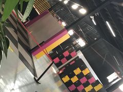 -嘿哟动霸CHUA·新潮玩运动娱乐中心·蹦床滑冰团建乐园