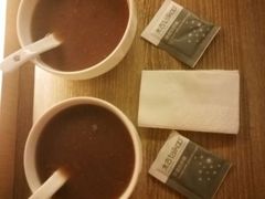 -西安大雁塔科技大学地铁站亚朵酒店