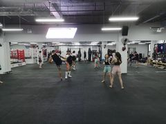 -FIGHTMAN格斗俱乐部(长宁临空店)