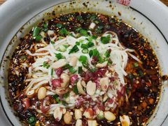 -呼啦面馆·头牌豌杂面(爱琴海店)