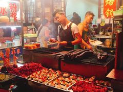 自助取餐区-好吃街