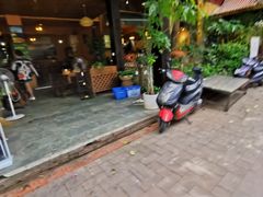 门面-抚仙湖生态石锅鱼野生菌(告庄店)