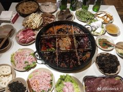 -岗上渣渣老火锅(两路口店)