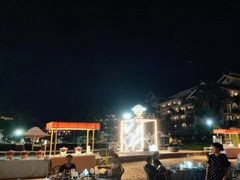 -亚龙湾希尔顿自助餐厅·海鲜·烧烤·沙滩BBQ·现场乐队