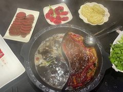 -宽板凳老灶火锅(簋街店)