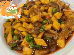 -犇逸·乐山跷脚牛肉·四川现炒(览海店)