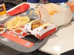 -麦当劳(南京路2店)