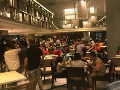 -上海滴水湖皇冠假日酒店