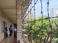 -吐斯廉屠杀博物馆