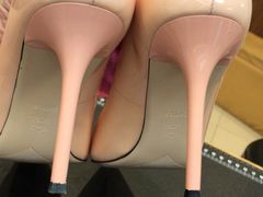 -爱革·洗衣改衣·洗鞋修鞋·洗包修包·奢侈品护理(宝地广场店)