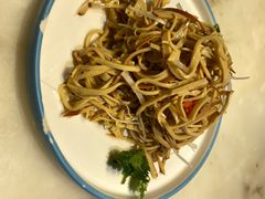 -大城小院饭店(博隆广场虹桥店)