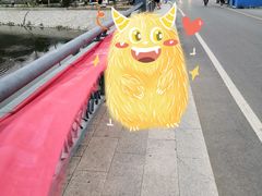 -百里峡七彩艺术小镇