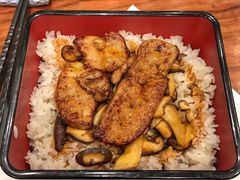 -泰居酒屋日式料理烧肉
