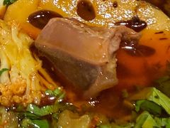 -九尺赵老四鲜鹅肠火锅