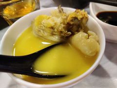 -鲜入围煮花胶鸡海鲜火锅