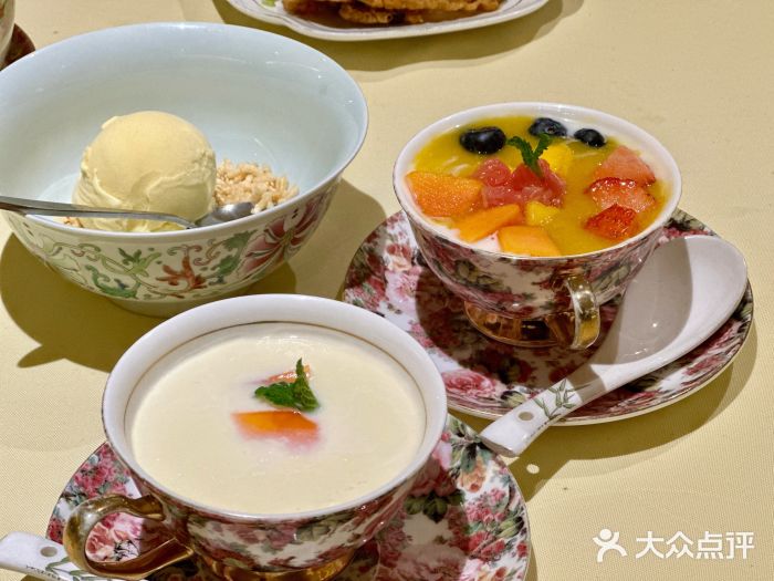 惠食佳(滨江大公馆店)姜撞奶冰淇淋图片