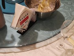 -侬佳蒸菜馆(听潮店)