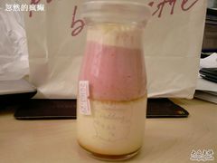 草莓布丁-巴黎贝甜(大宁国际商业广场店)