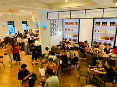 大堂-星巴克臻选(广州沙面店)