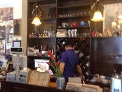iphone_upload_pic-良友书坊(安徽路店)