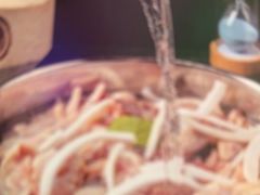 -喃喃椰·糟粕醋·椰子鸡火锅(七堡花园店)