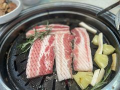 -韩香福烤肉庄园(荣成店)