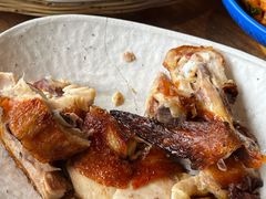 木姜子脆皮烤鸡-包整·丝娃娃(一览甲秀楼风景店)