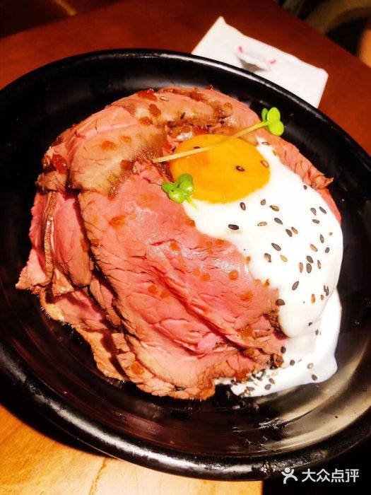 魔丼屋(日月光店)魔王慢烧牛肉丼图片