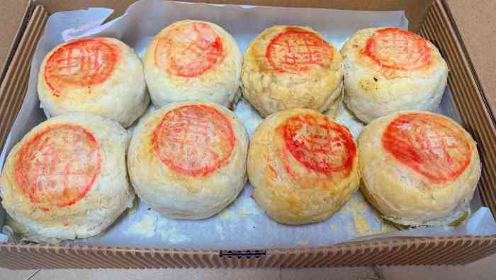安达仕餐车-"只做一个季度的鲜肉月饼还有半个月即将下线.