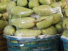 -三亚新鸿港水果一级批发市场