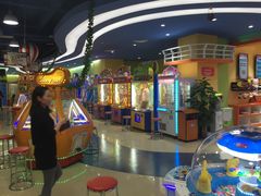 -爱玩嘉年华(龙湖曲江天街店)
