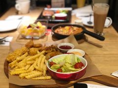 -必胜客(WOW中心城店)