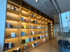 -蔚来中心(北京中关村店)