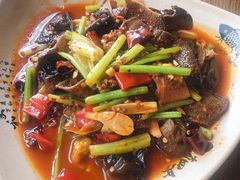 -肖四女乐山跷脚牛肉(世博源店)