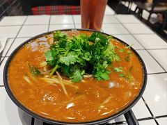 -肥汁米蘭香港米线(长宁来福士店)