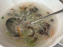 -新丁香海鲜酒店(银海商贸城店)