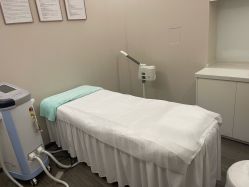 -医颜医疗美容门诊部