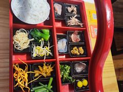 -勺子米线·云南传统小吃市集(四方街店)