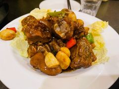 酱烧猪手-湘肠香火锅店(团结湖店)