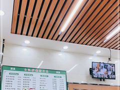 大堂-白卫东白记砂锅(管城街店)