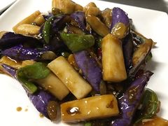 茄子炒年糕-四季春