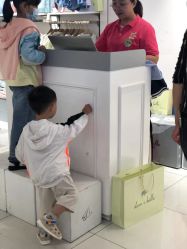 -孩子王童乐园(淮安万达店)