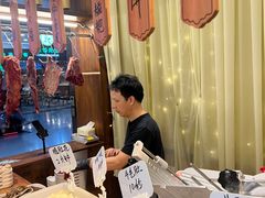 -天成·潮州牛肉脆肉鱼生蚝自助火锅