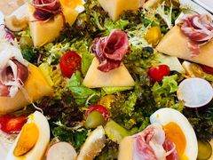 -Mark&Mars Restaurant